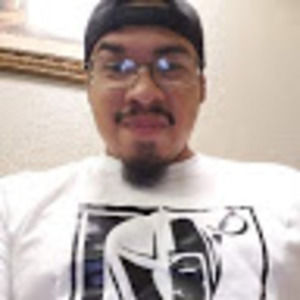 Meet your Posher, Carlos